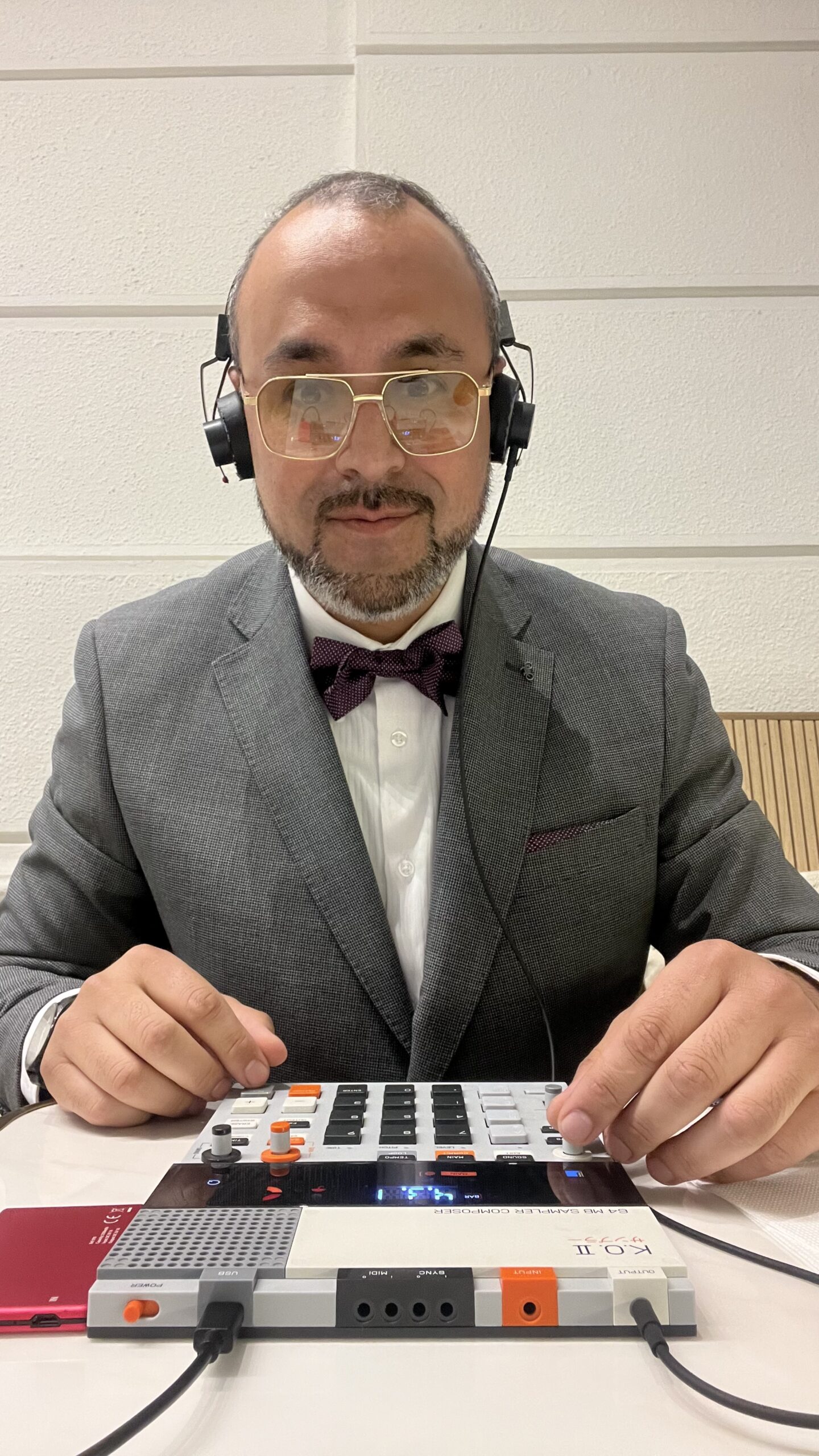 Dr. Eduardo Robles